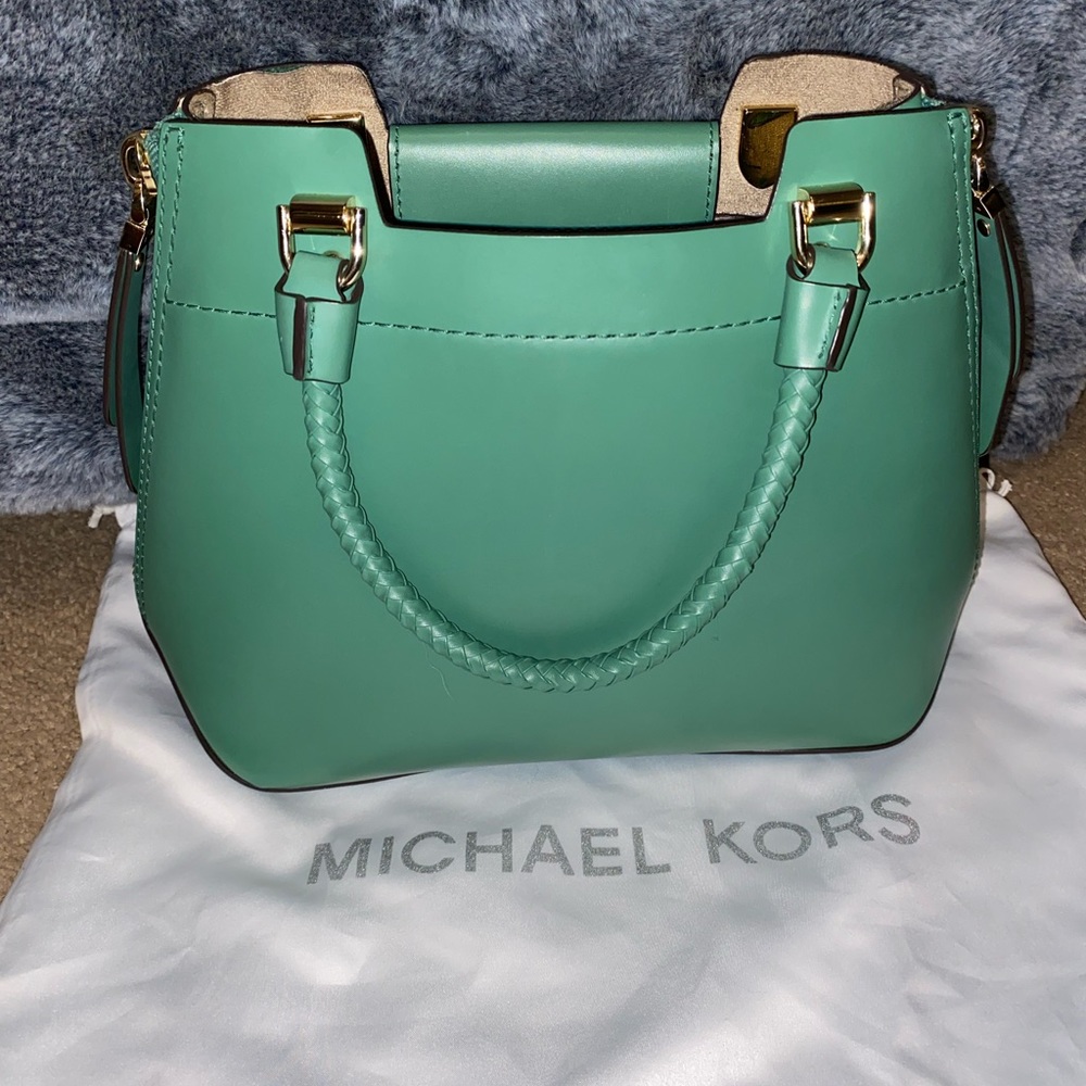 Michael Kors Leather Convertible Satchel Tote & Crossbody- Limited Addition!! - Picture 2 of 12